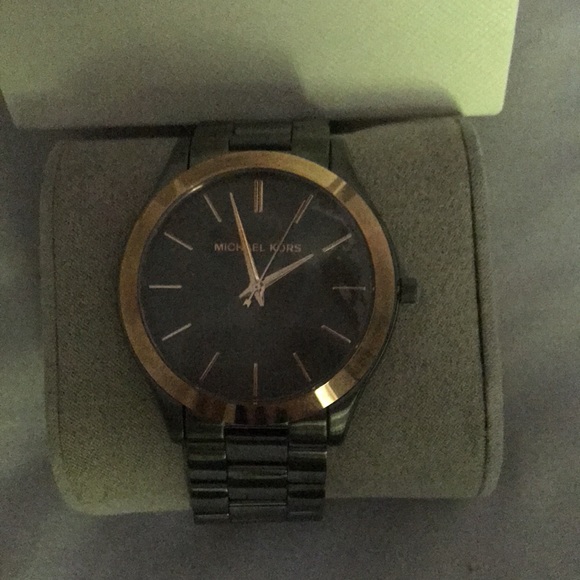 Michael Kors Men’s Stainless Steel Quartz Watch - Picture 2 of 3